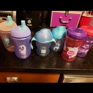 6 Sippy Cups